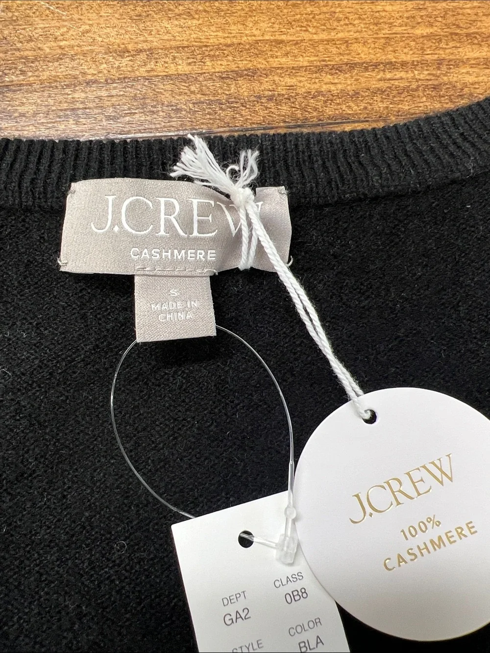 J. Crew Cashmere relaxed V-neck sweater in Black Size Small